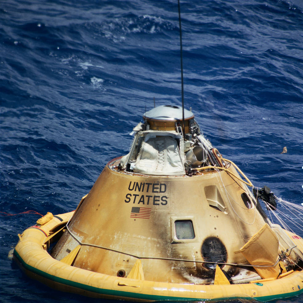 apollo_as-202_10_recovery