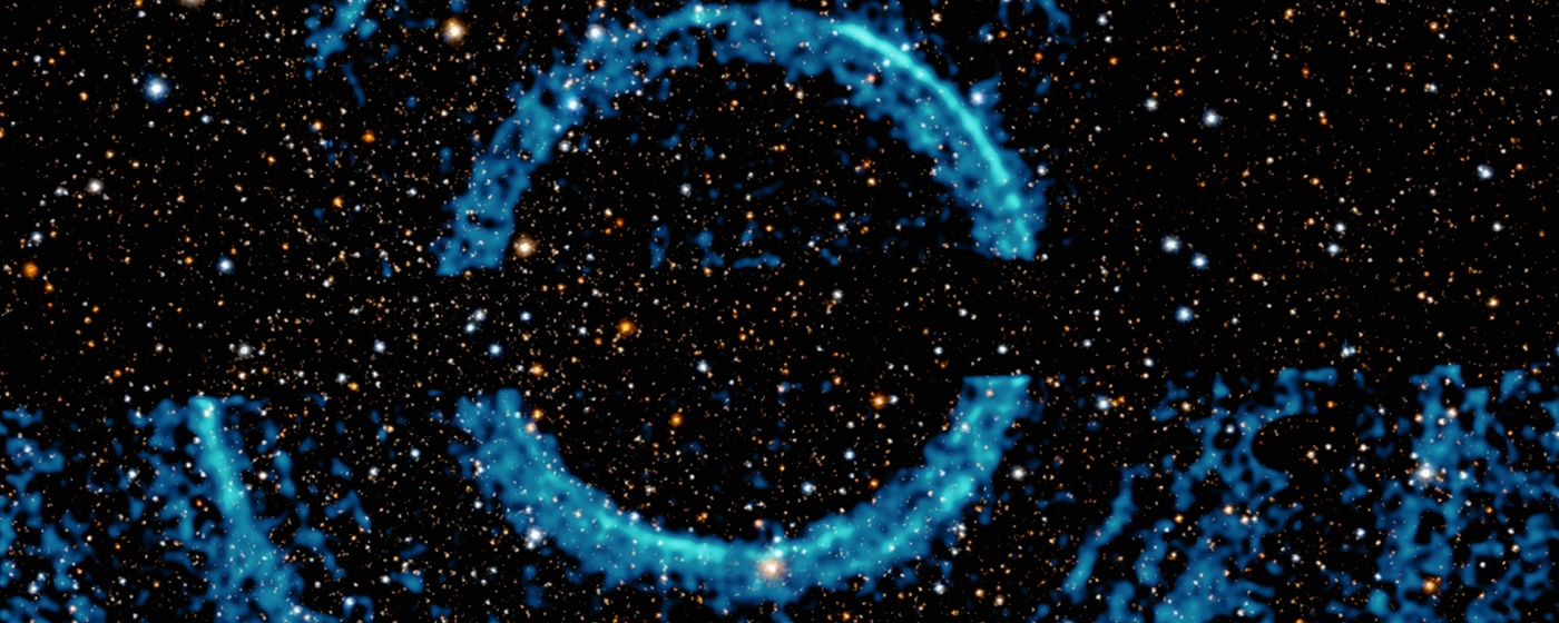 Chandra, Swift Spot Huge Rings Around Black Hole