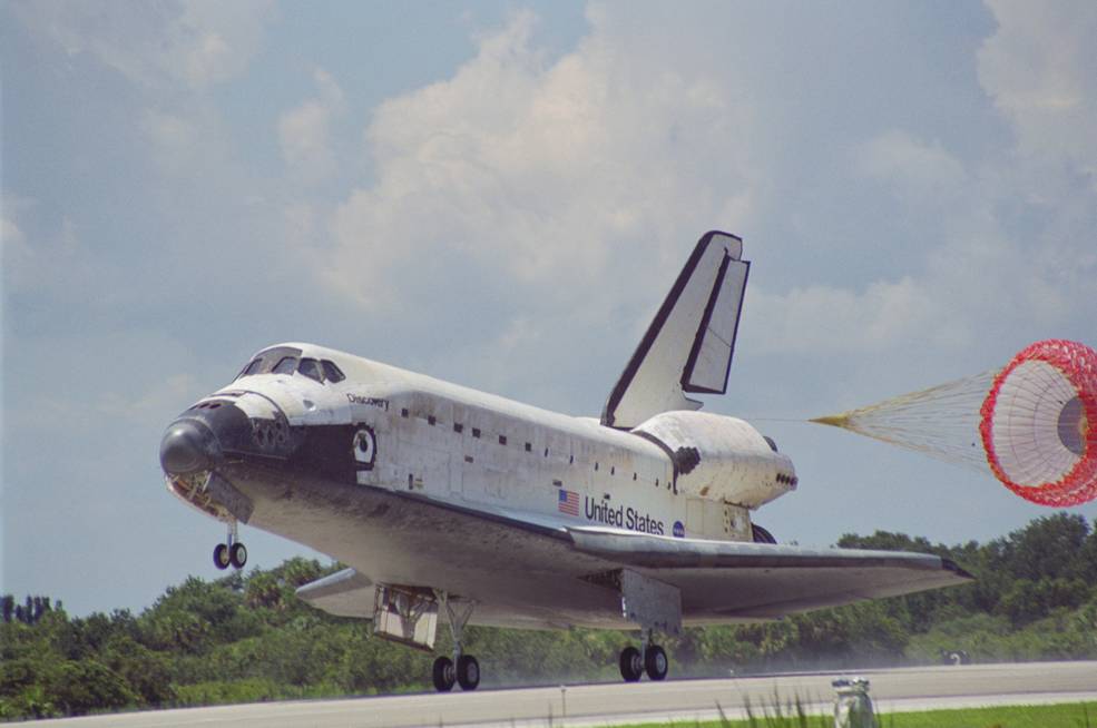 iss20_sts_105_22_landing