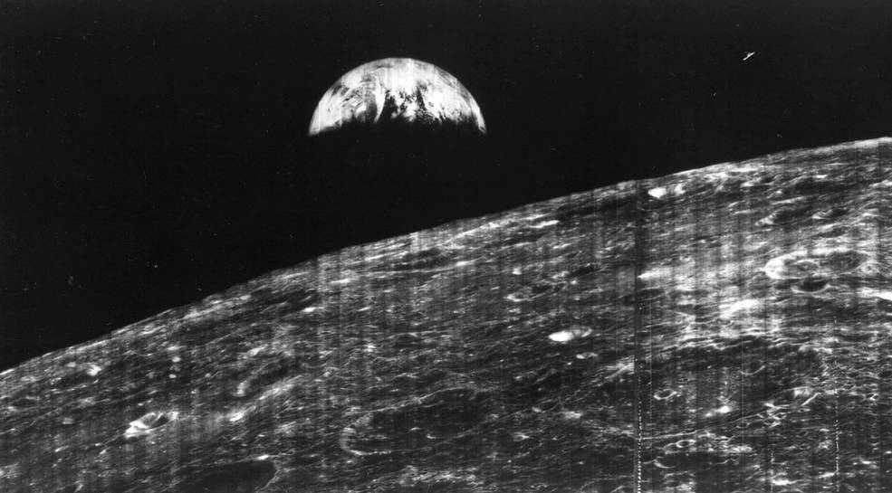 lunar_orbiter_1_launch_7_first_view_of_earth_from_moon