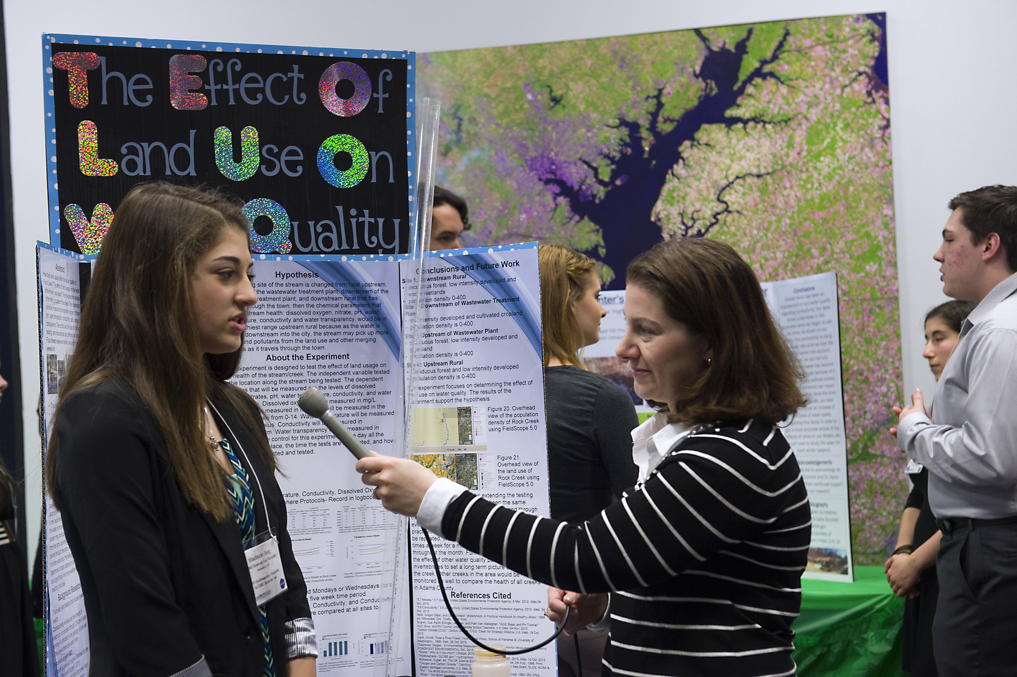 Michelle Handleman conducting interviews with theGlobal Learning and Observation to Benefit the Environment students.