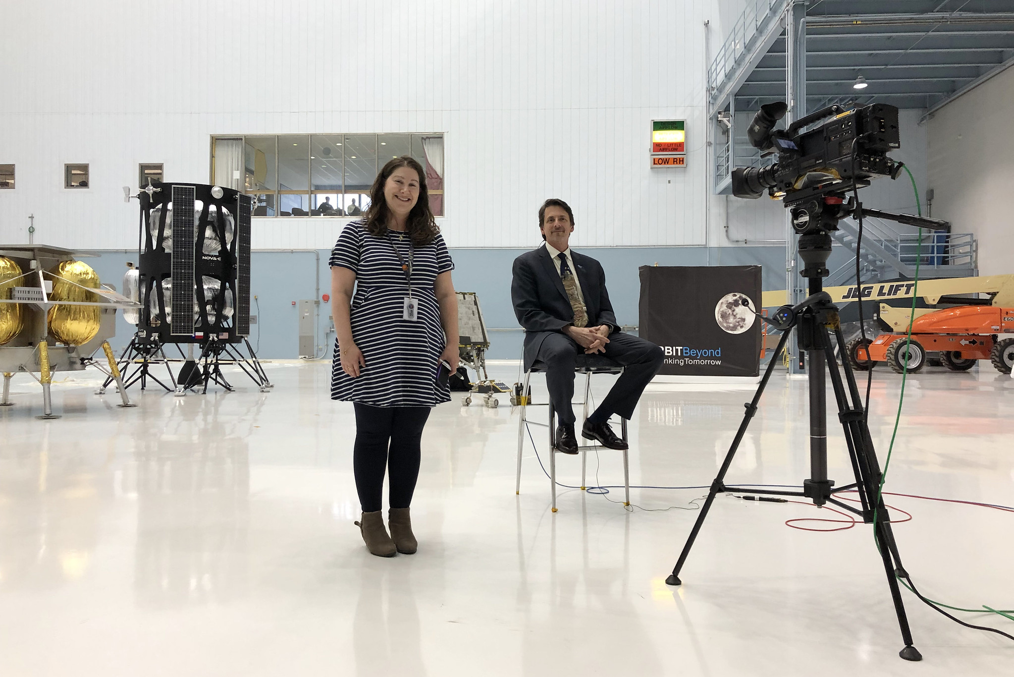 Handleman in a behind the scene pic from the Artemis Commercial Moon Landing Services Program held at Goddard on May 31, 2019.