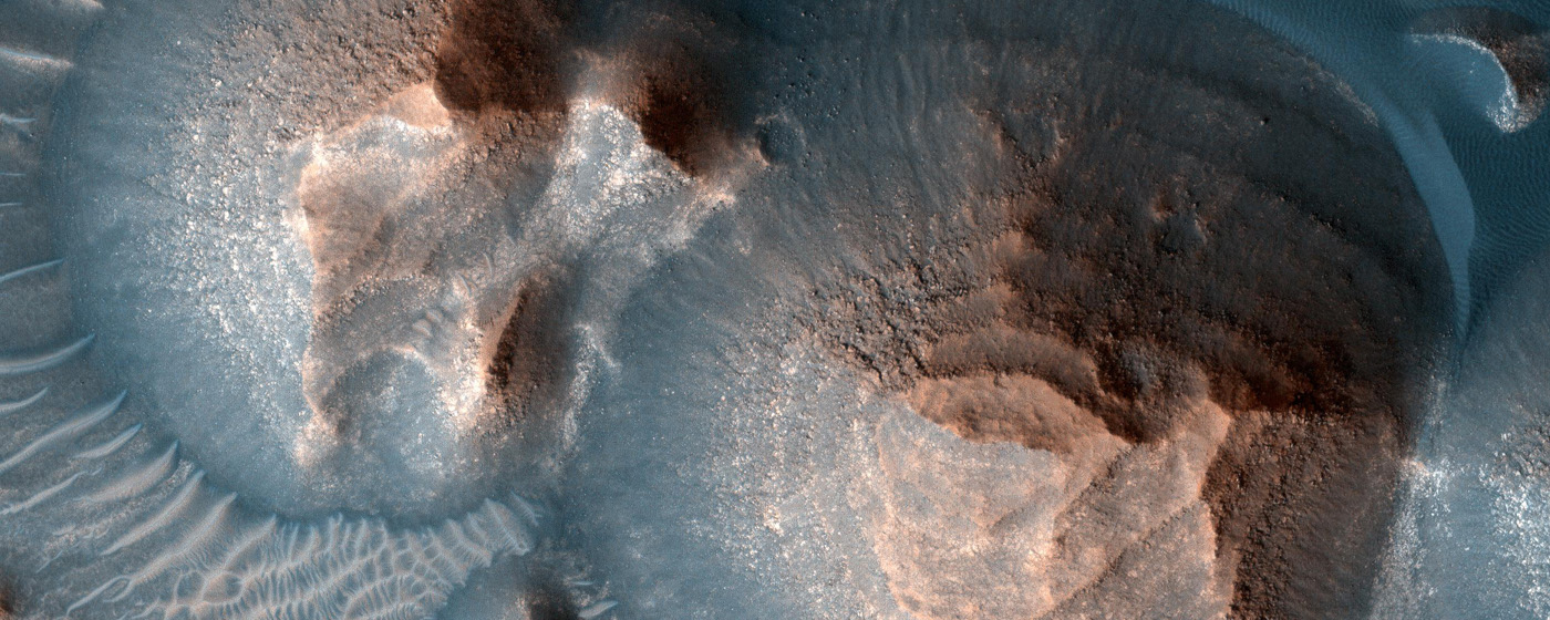 NASA Confirms Thousands of Massive, Ancient Volcanic Eruptions on Mars 
