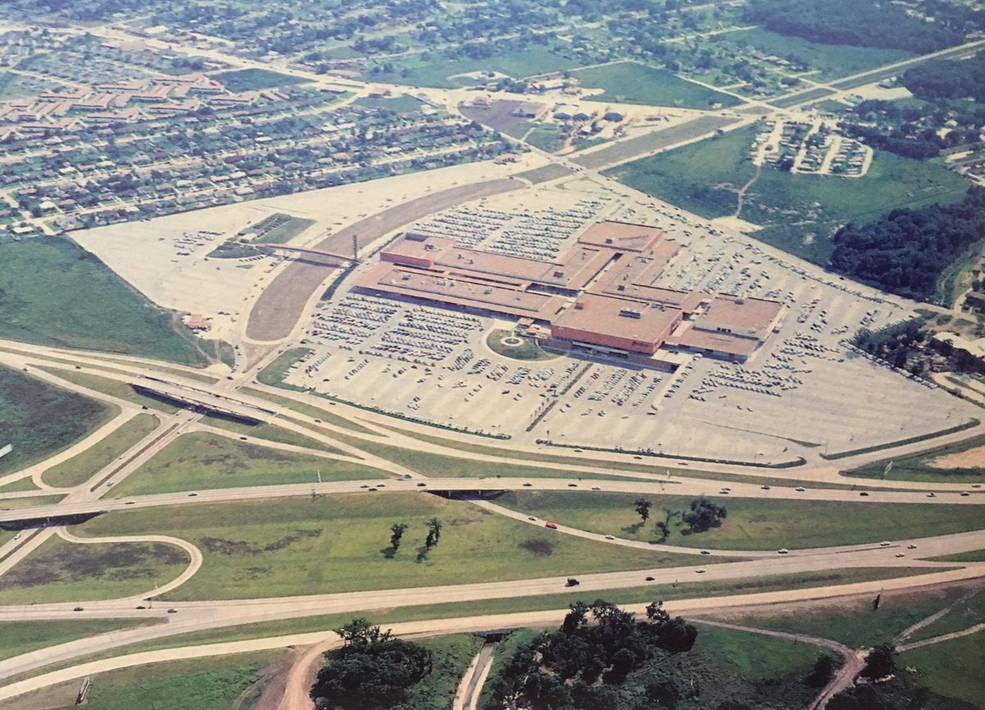 gulfgate_shopping_city_early_1960s