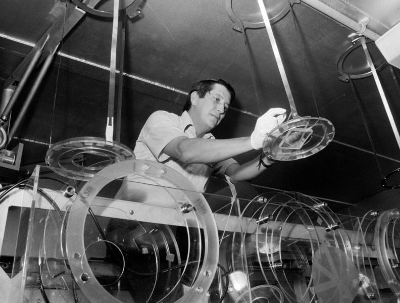 building_on_a_mission_lrl_28_radiation_lab_skylab