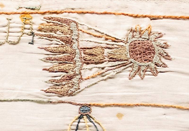 bayeux_tapestry_scene32_halley_comet_closeup