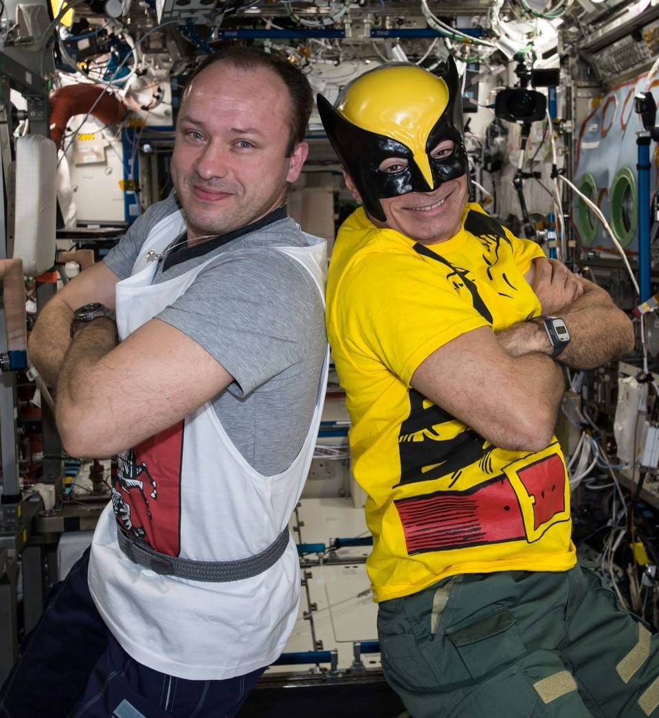 halloween_on_iss_exp_53_misurkin_vande_hei