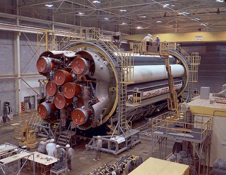 saturn_1_first_launch_8_checkout_of_sa-1_msfc_jan_1961
