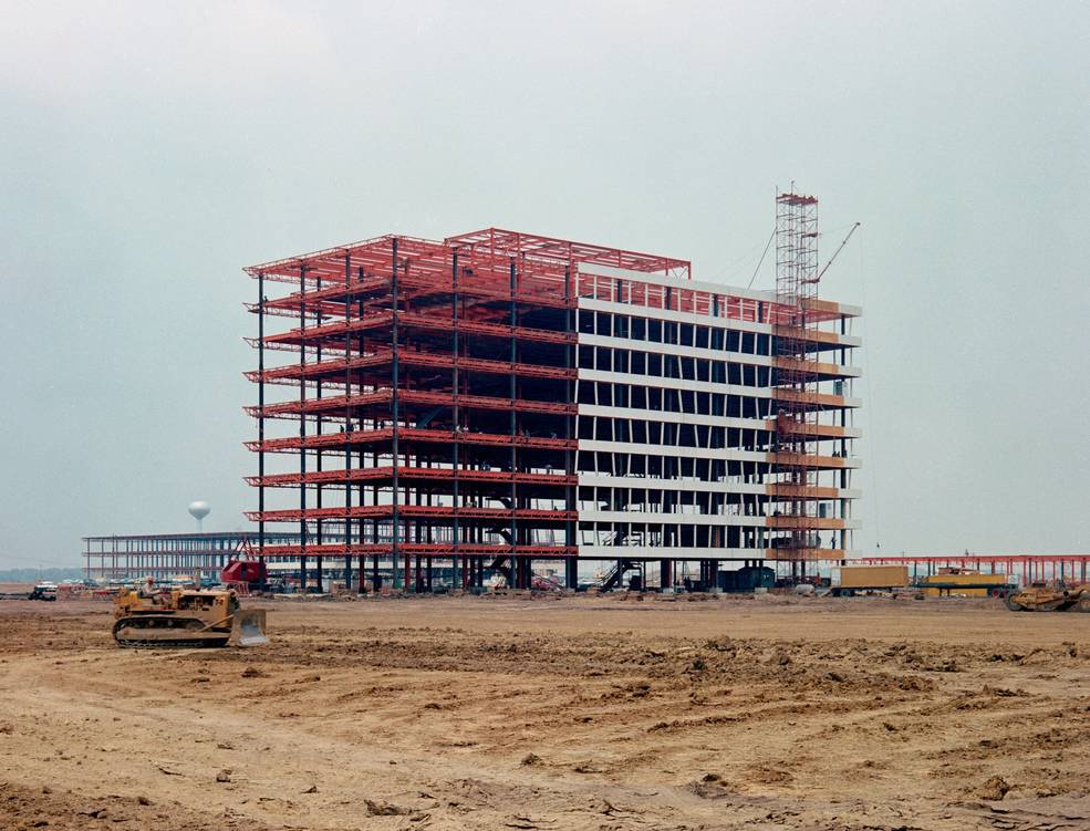 building_1_center_directors_under_construction_may_21_1963