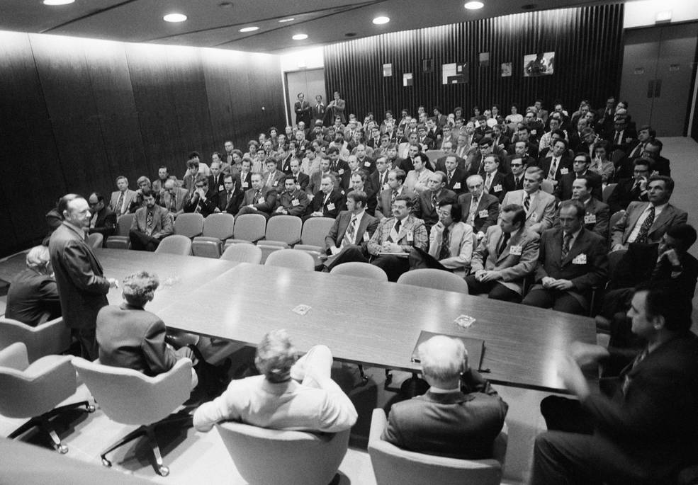 kraft_addresses_astp_joint_mtg_in_bldg_30_auditorium_1975