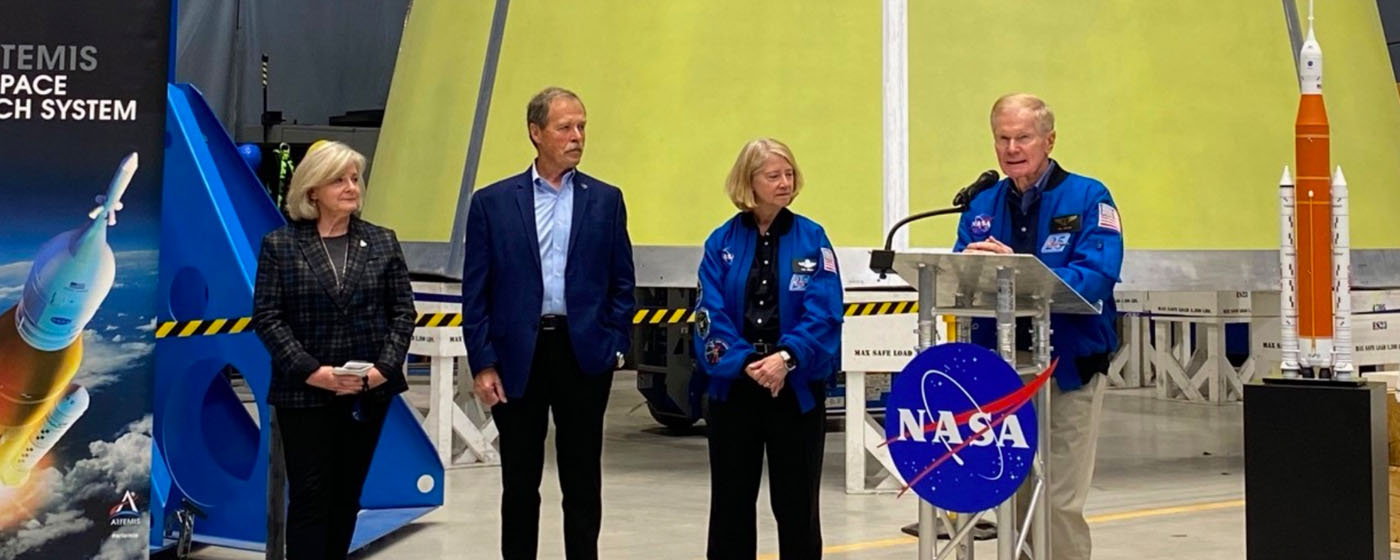 NASA Leadership Visits Marshall to Discuss Artemis, Future Exploration