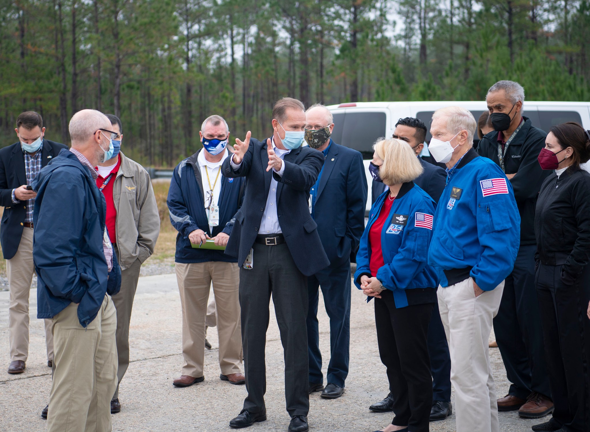 NASA Officials visit SSC 6