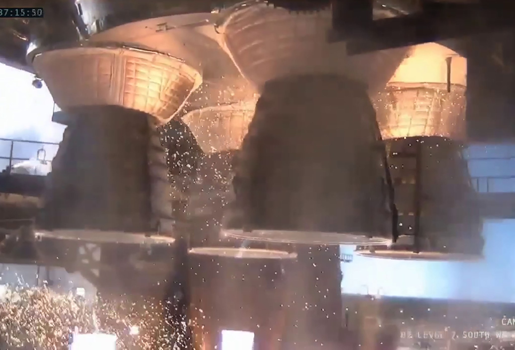 close-up view of four RS-25 engines firing simultaneously