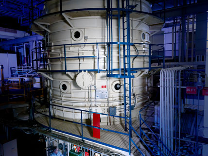  The exterior of the 20-foot chamber at Johnson Space Center
