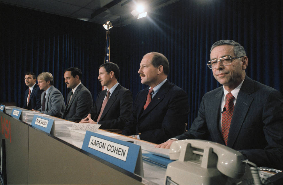 cohen_introduces_sts-26_crew_presser_jan_15_1987