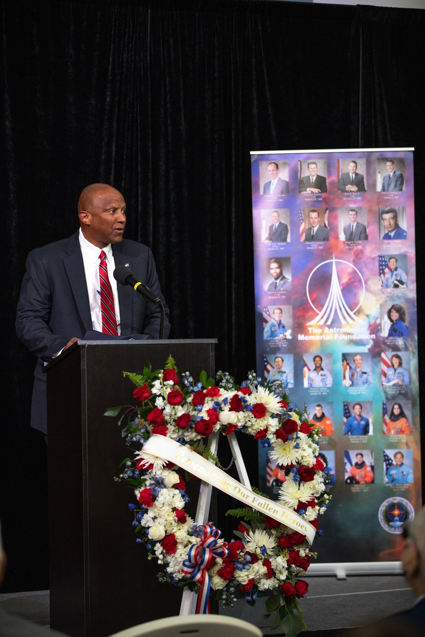 Kennedy Space Center Deputy Director Kelvin Manning speaks during the center’s NASA Day of Remembrance on Jan. 27, 2022, at the Center for Space Education at the Kennedy Space Center Visitor Complex in Florida. 