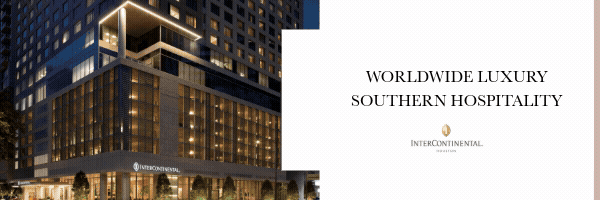 A picture of a luxury hotel in Houston, Texas.