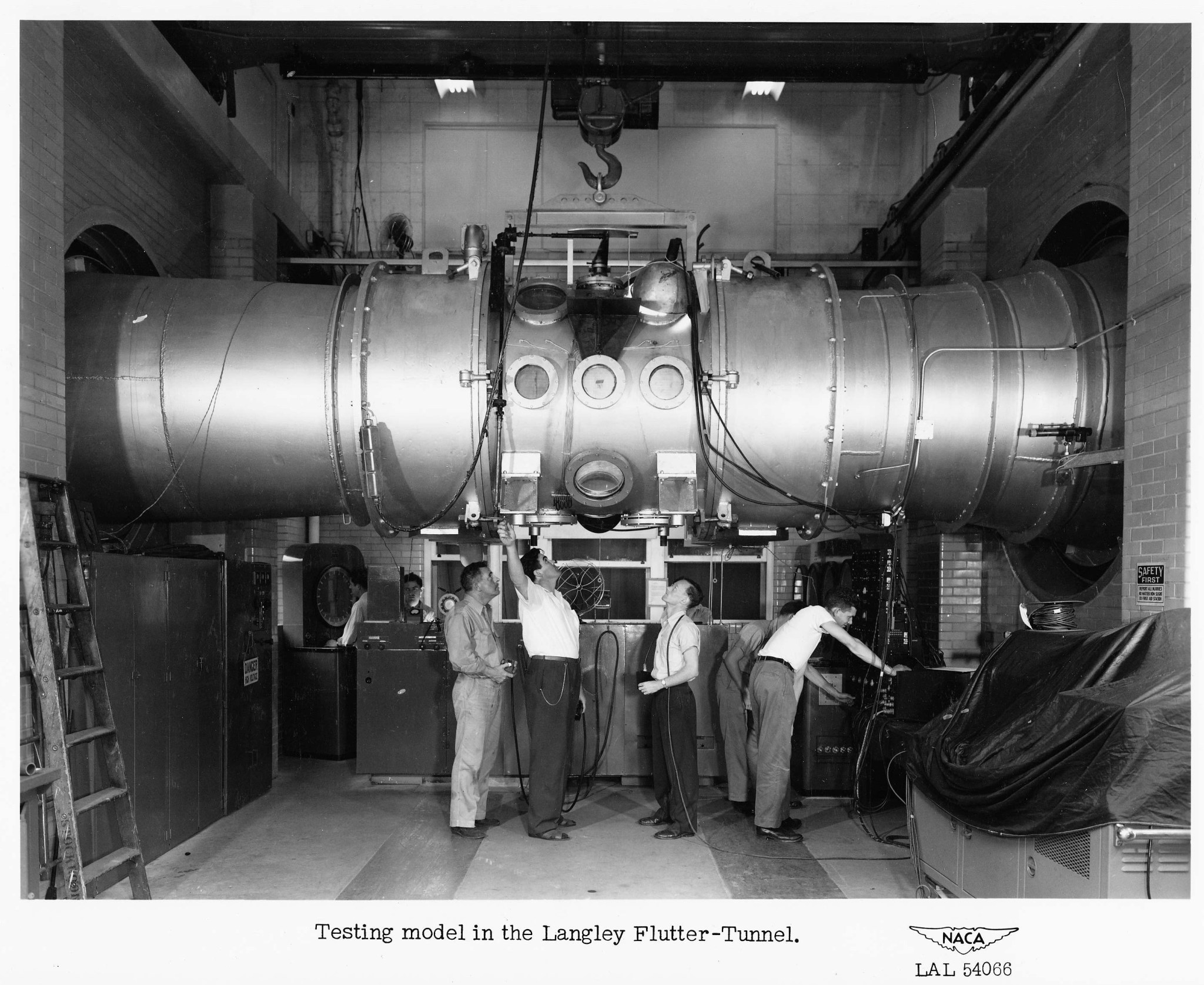Test model set-up in the Flutter Tunnel in 1947. 
