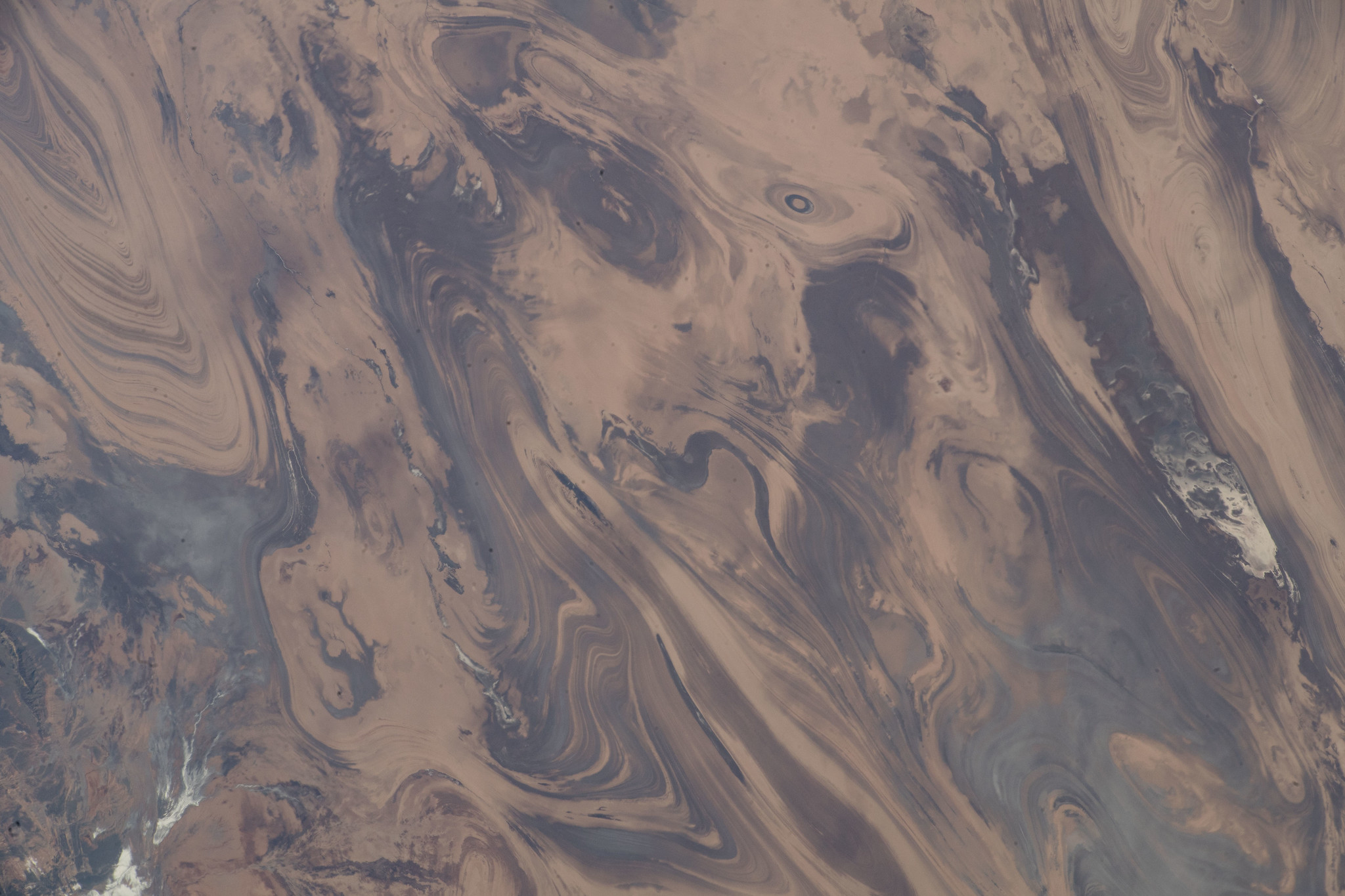 image of a desert on Earth