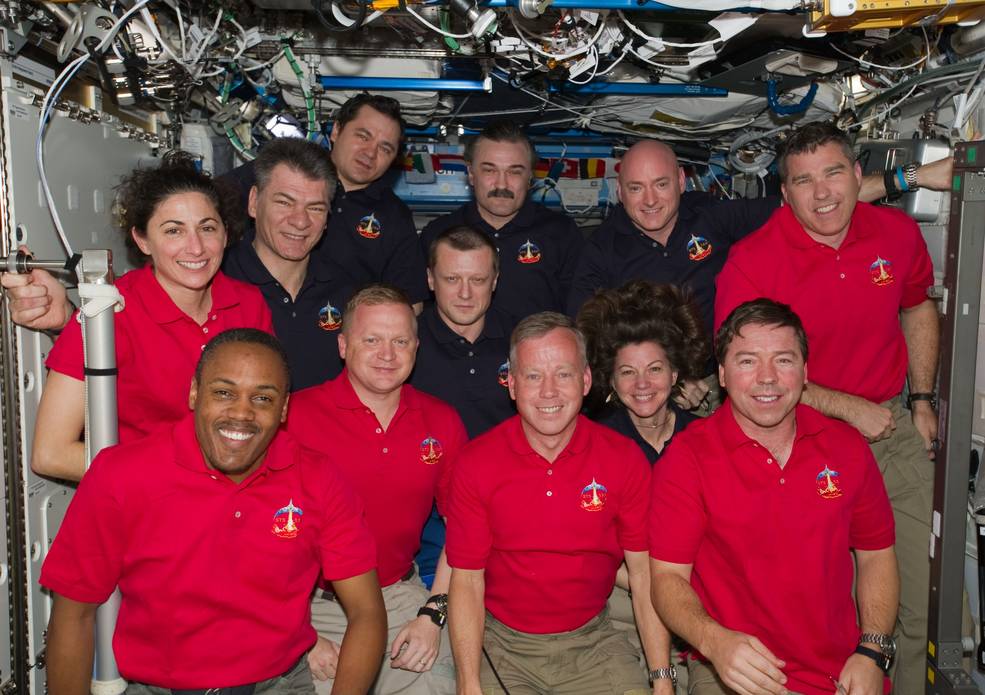 bhm_drew_sts-133_inflight_joint_crew_photo