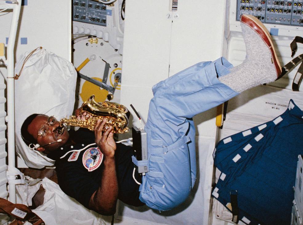 bhm_mcnair_sts-41b_playing_sax