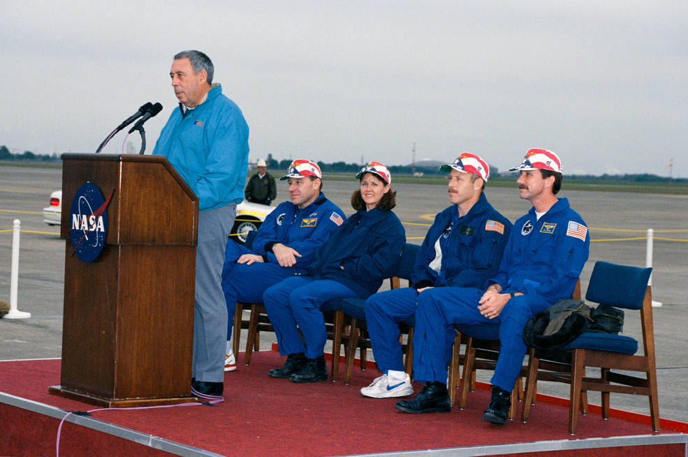 abbey_sts_73_welcome_home_ellington_nov_5_1995