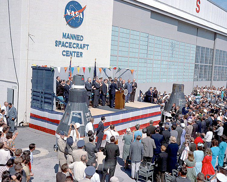 glenn_honored_at_hanger_s_feb_23_1962