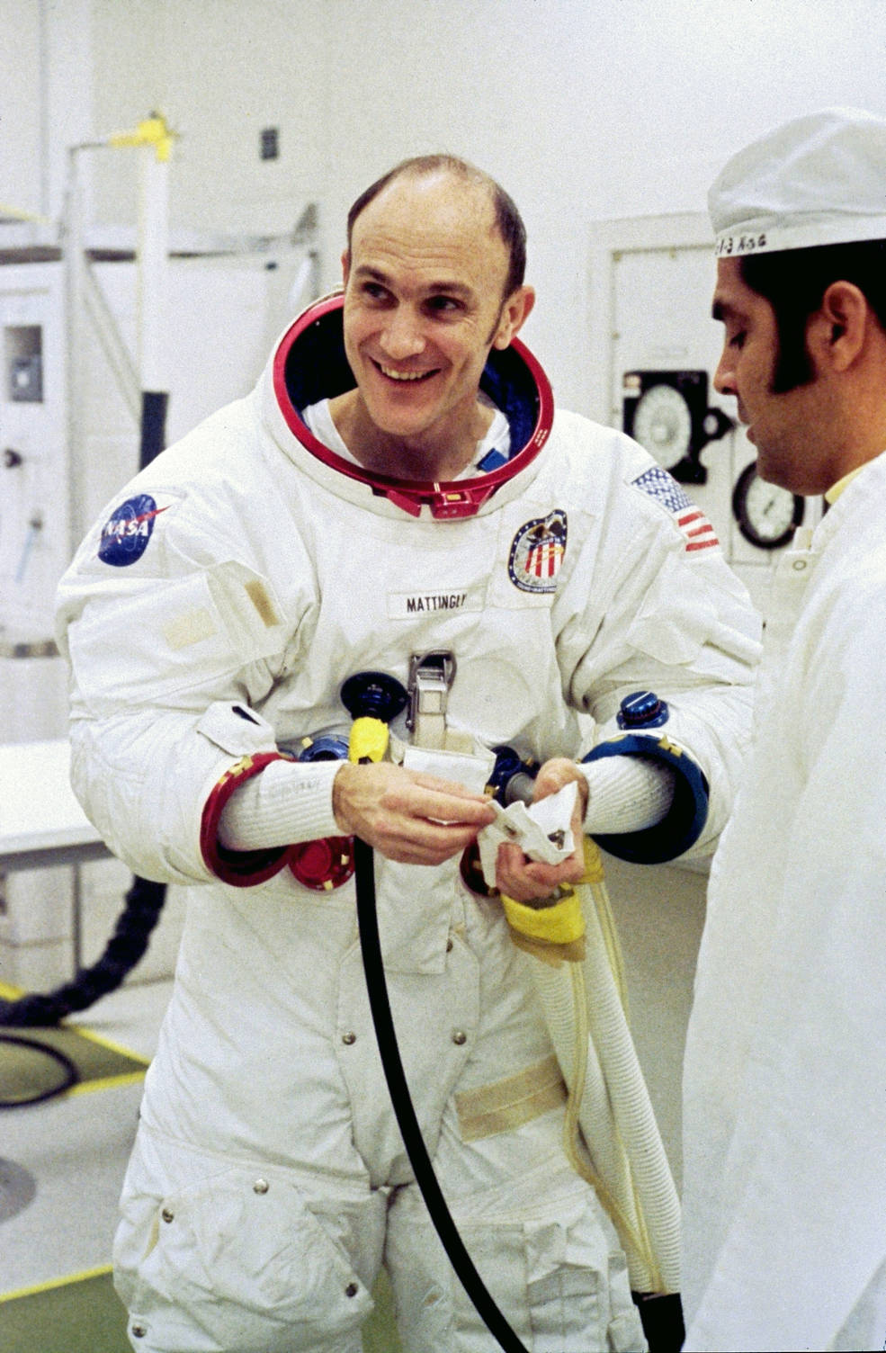 apollo_16_l-2_weeks