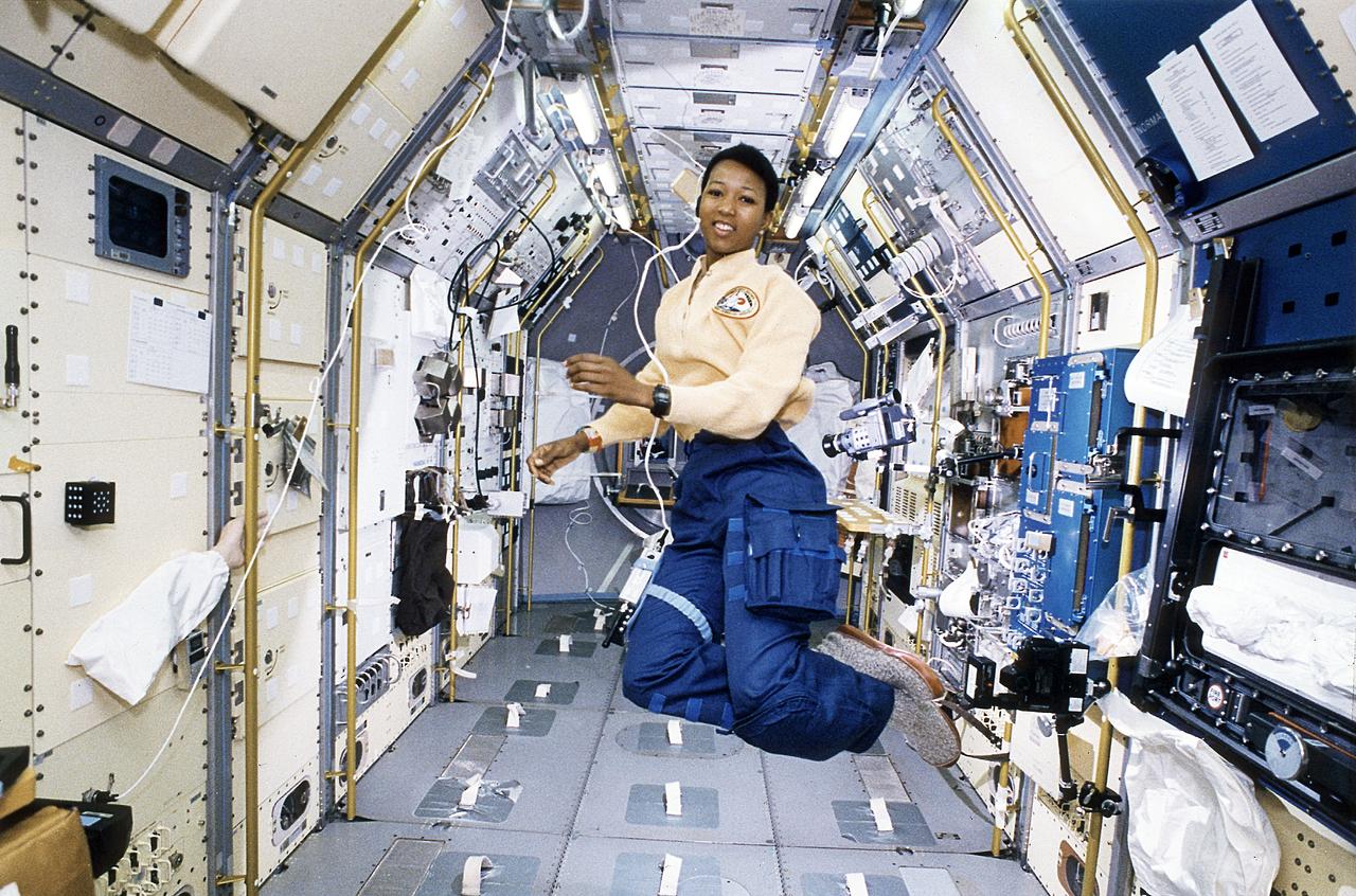 Astronaut Mae Jemison floats in the Spacelab-J module of the Space Shuttle Endeavor