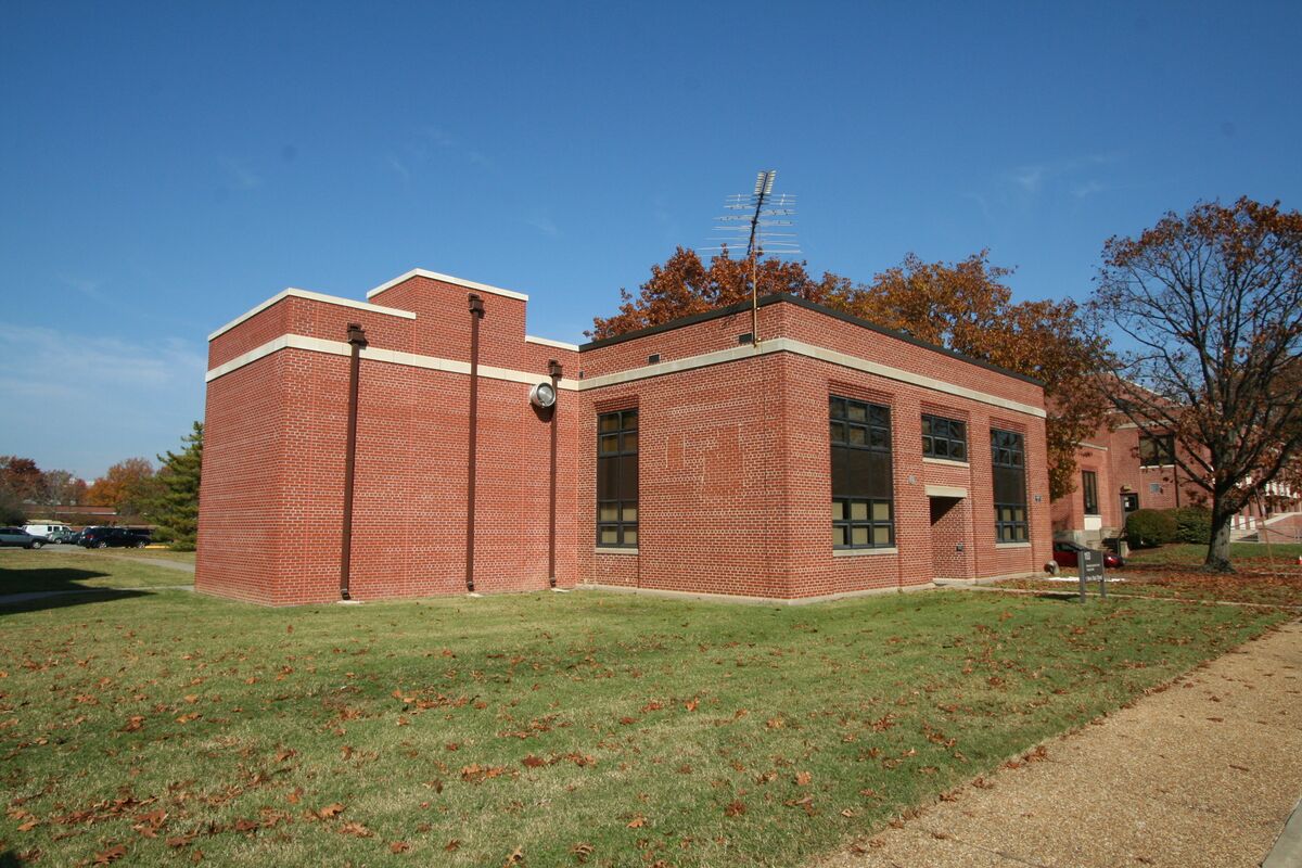 Southwest elevation of Building 1153 in 2010.