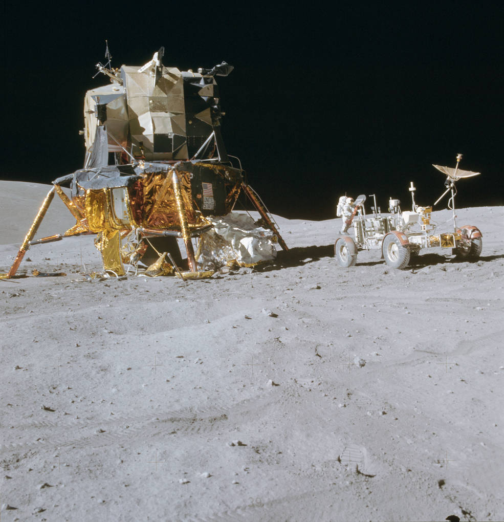 apollo_16_landing_eva2_lm_pano