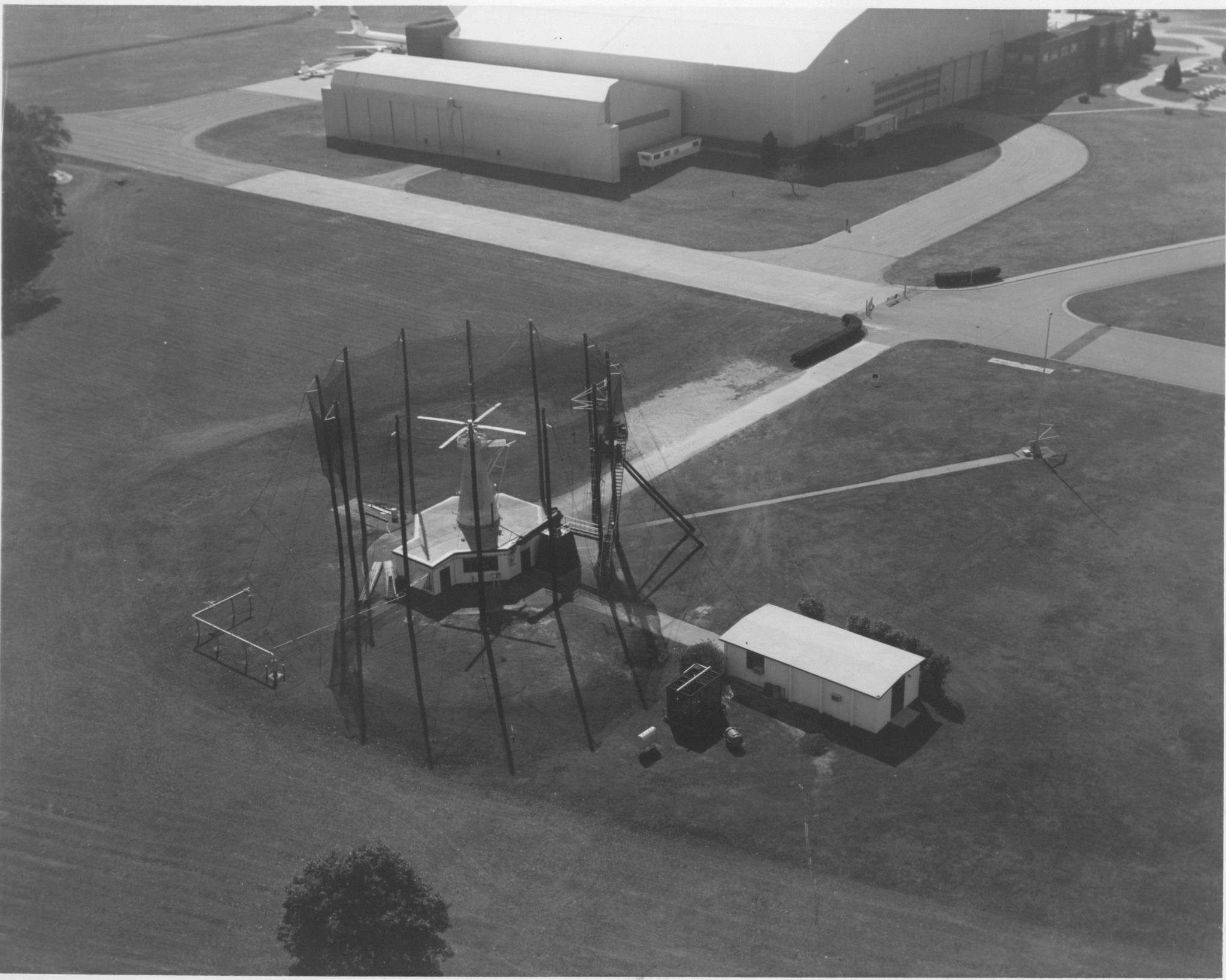 This is an aerial photo of Building 1231A, the Helicopter Rotor Test Facility.