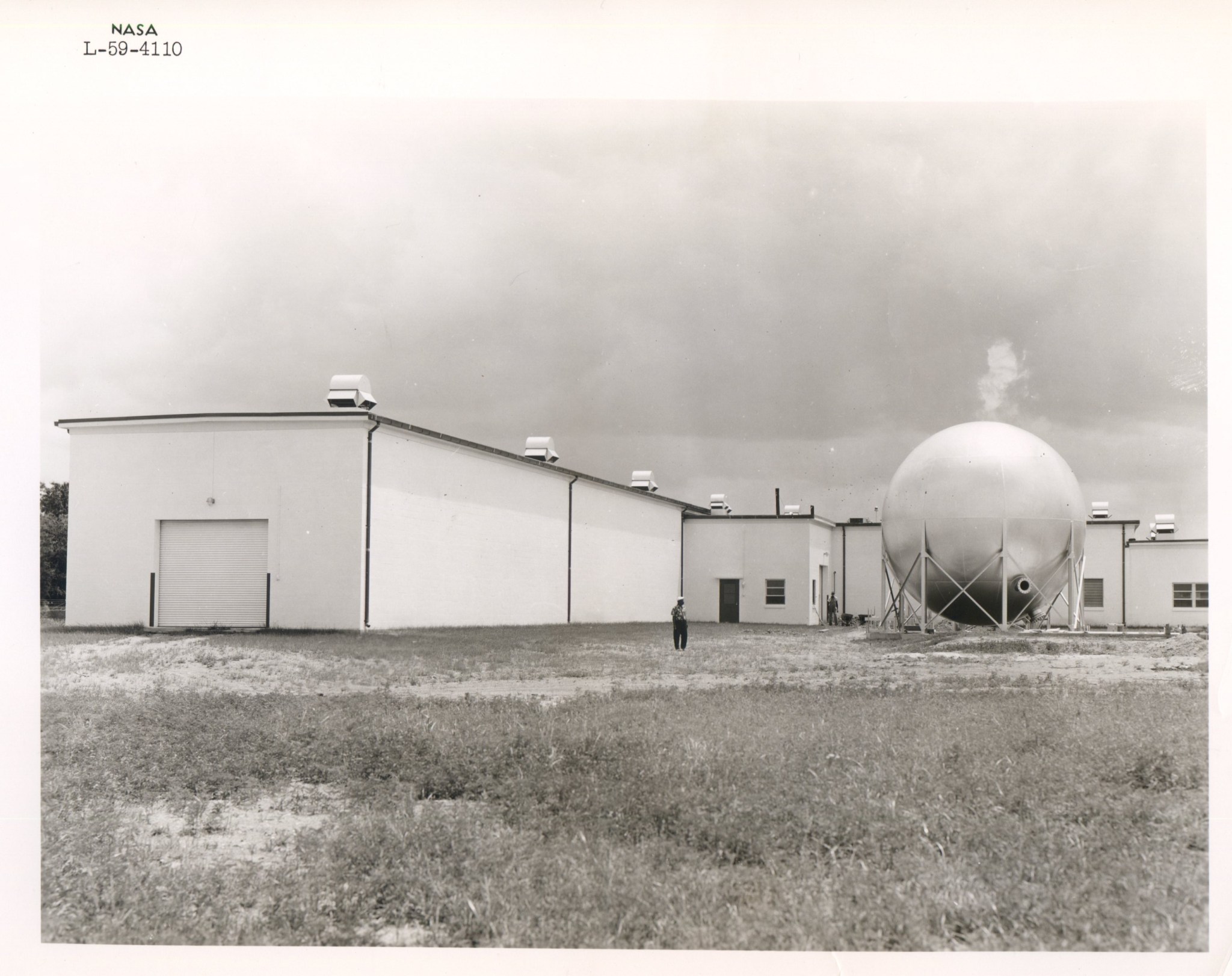 An exterior view of Building 1275 in 1959.  