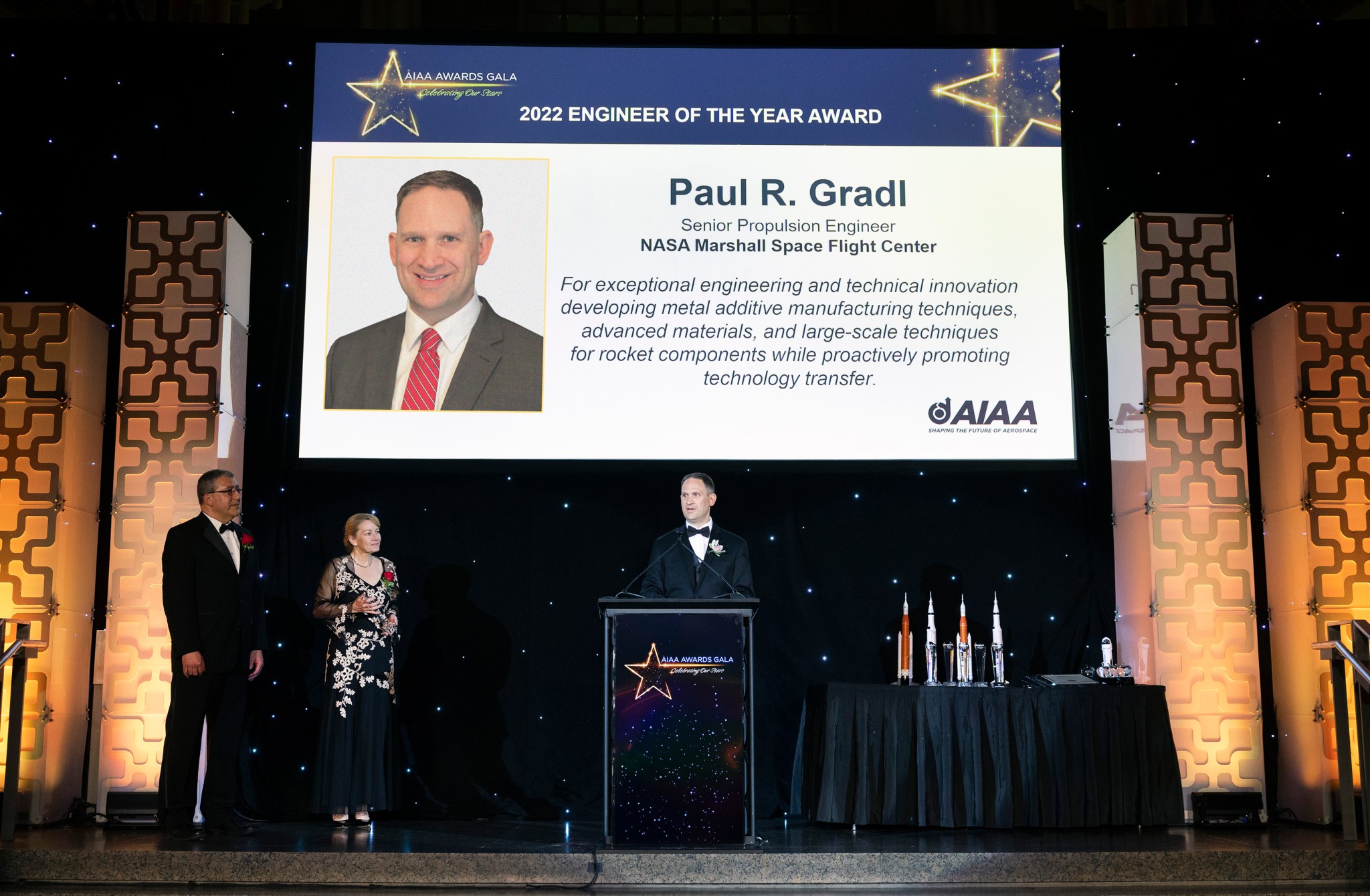 Paul Gradl delivers his acceptance speech as the recipient of the Engineer of the Year Award at the AIAA Awards Gala.