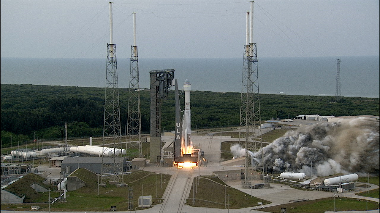 A United Launch Alliance Atlas V carrying Boeing's CST-100 Starliner for Orbital Flight Test-2 lifts off at 6:54 p.m. EDT from Space Launch Complex-41 at Cape Canaveral Space Force Station in Florida on May 19, 2022.