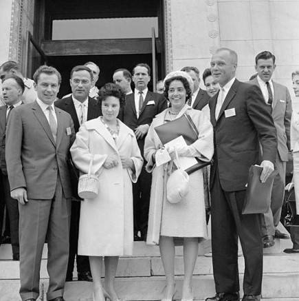 glenn_titov_steps_of_us_academy_of_science_w_wives