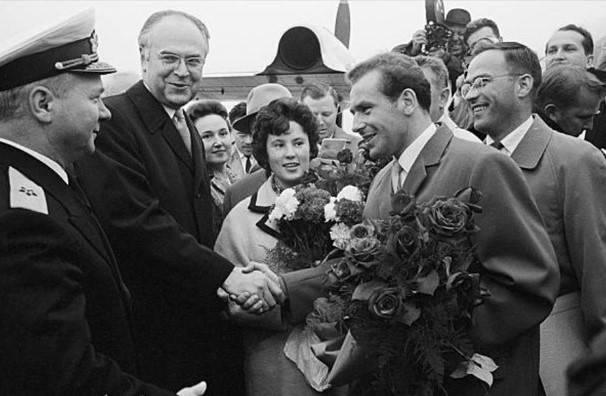 titov_arrives_at_national_airport