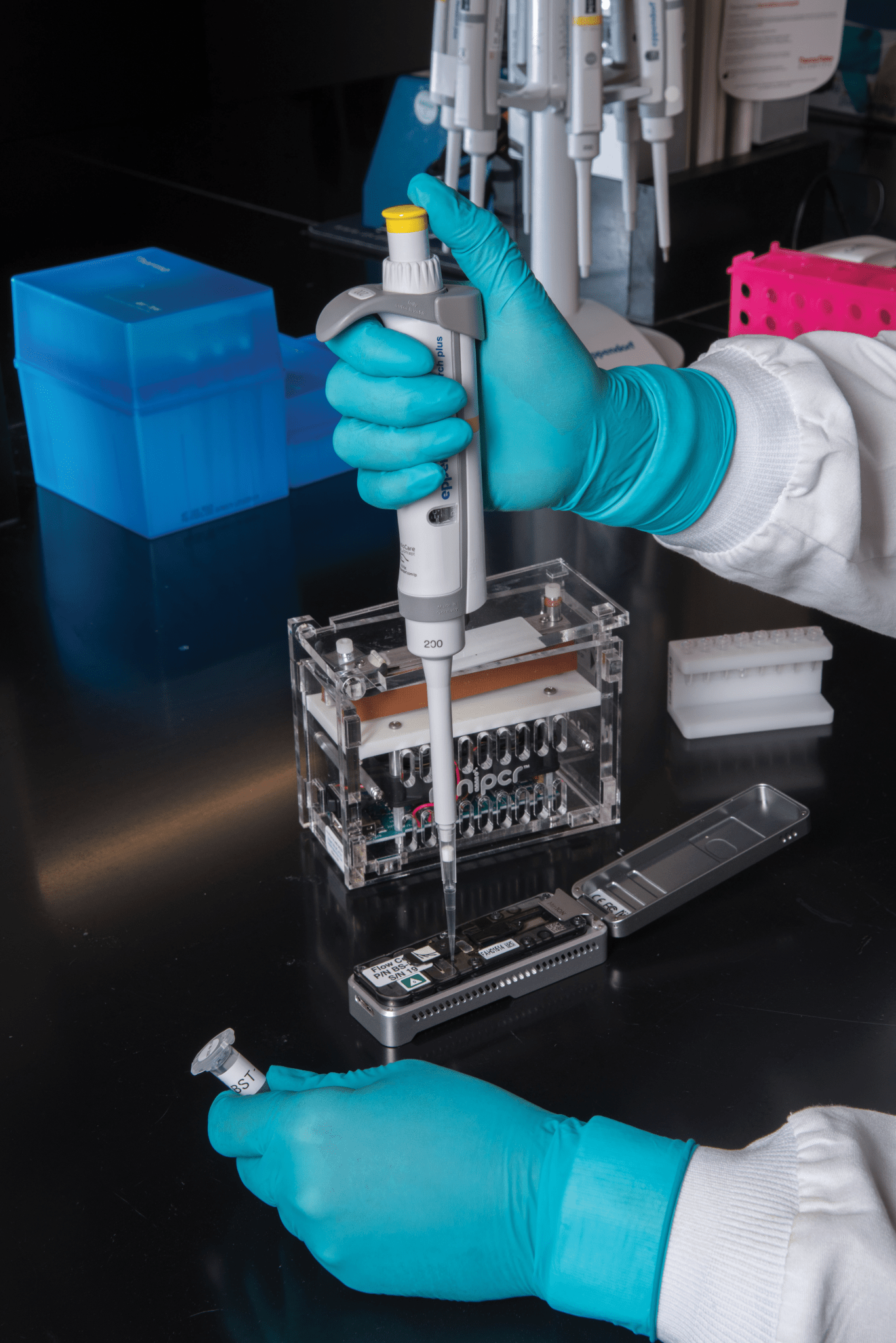 image of researcher preparing an experiment sample