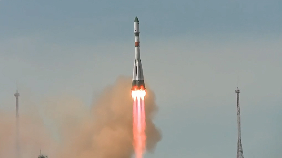 The Progress 81 cargo craft launches on time from the Baikonur Cosmodrome in Kazakhstan to the space station. Credit: NASA TV