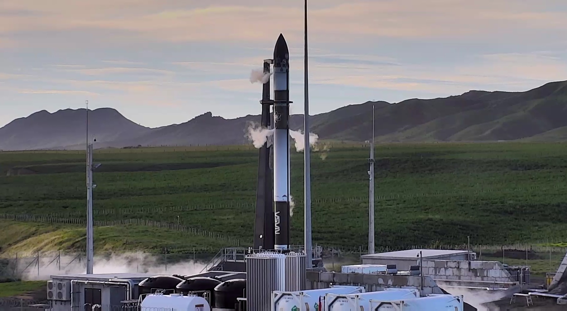The Electron launch vehicle is on the pad at Launch Complex 1 for wet dress rehearsal ahead of the CAPSTONE launch for NASA and Advanced Space.