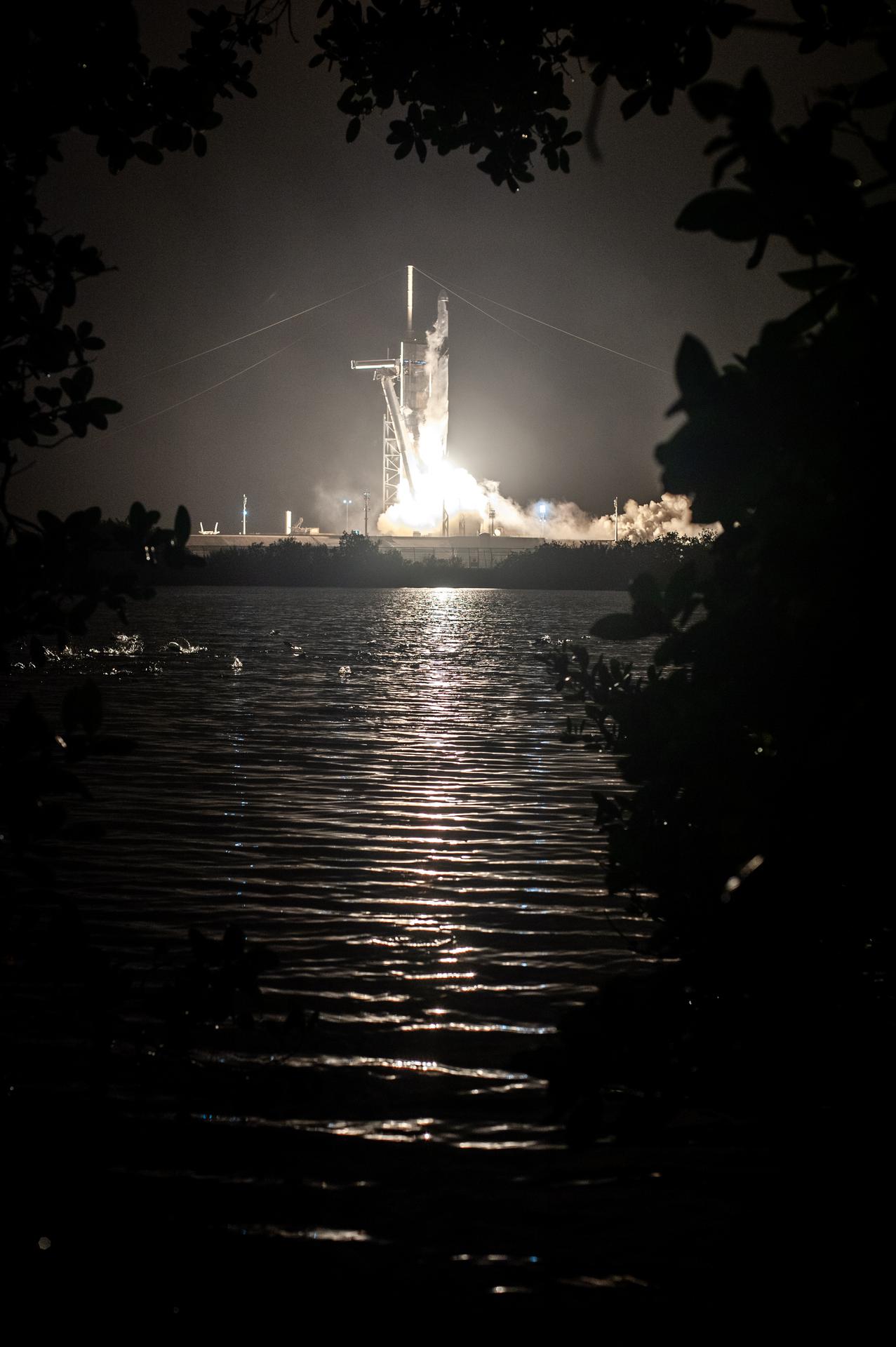 A SpaceX Falcon 9 rocket lifts off from Launch Complex 39A at Kennedy Space Center in Florida at 5:07 a.m. EST on Tuesday, Dec. 21, 2021