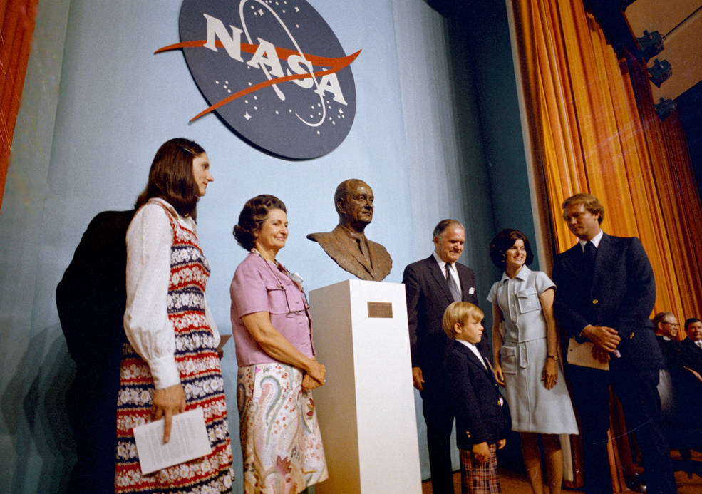 jsc_dedication_in_auditorium_aug_1973