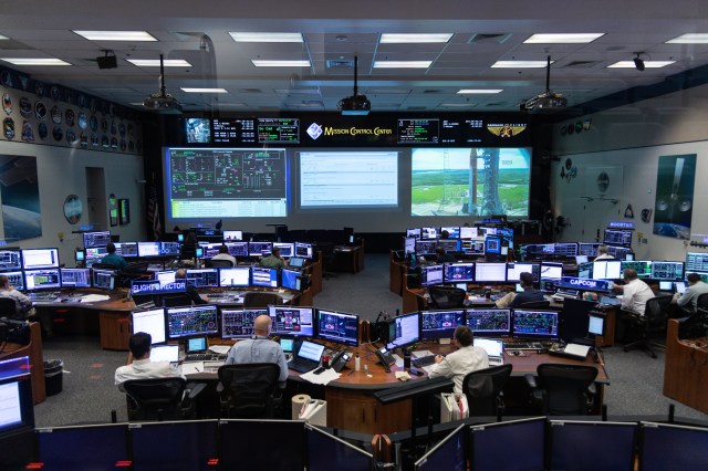 Flight controllers in NASA’s Mission Control Center in Houston rehearse launch operations ahead of the Artemis I mission.
