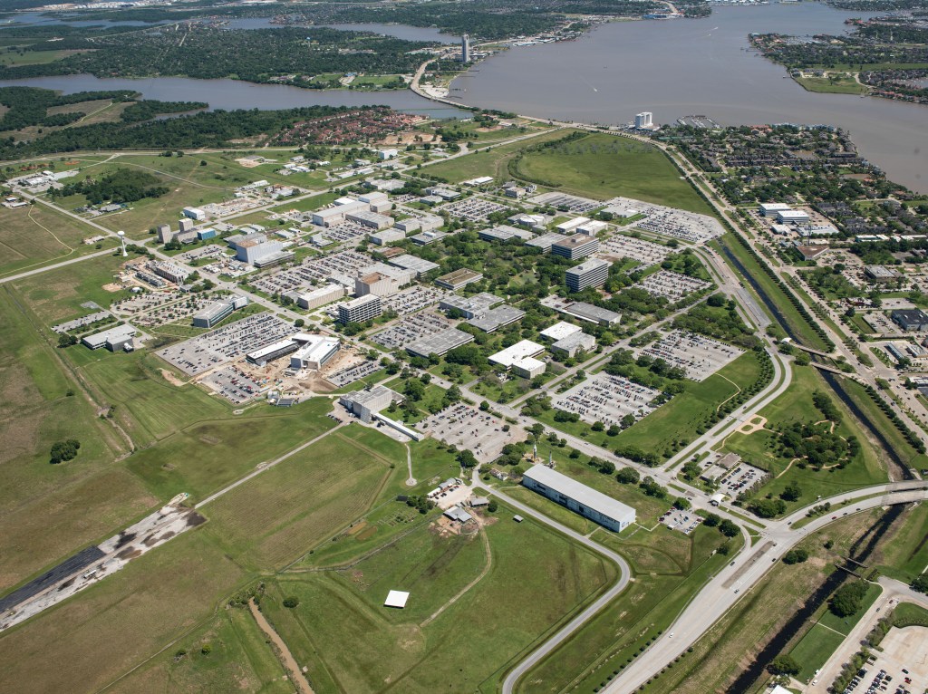 Aerial view of buildings that make up the NASA Johnson Space Center (JSC) campus