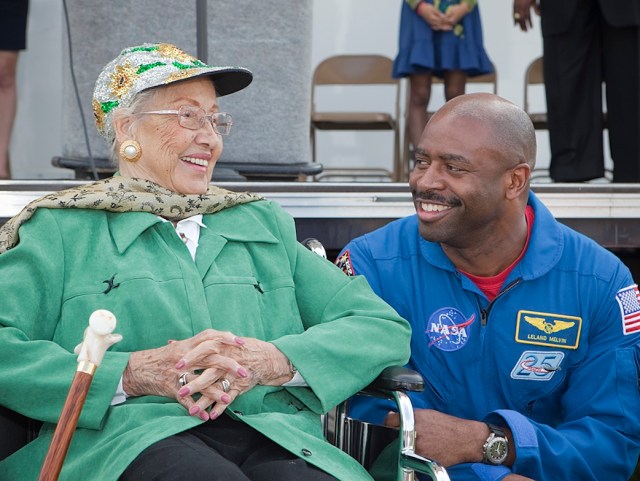 Katherine Johnson and astronaut Leland Melvin