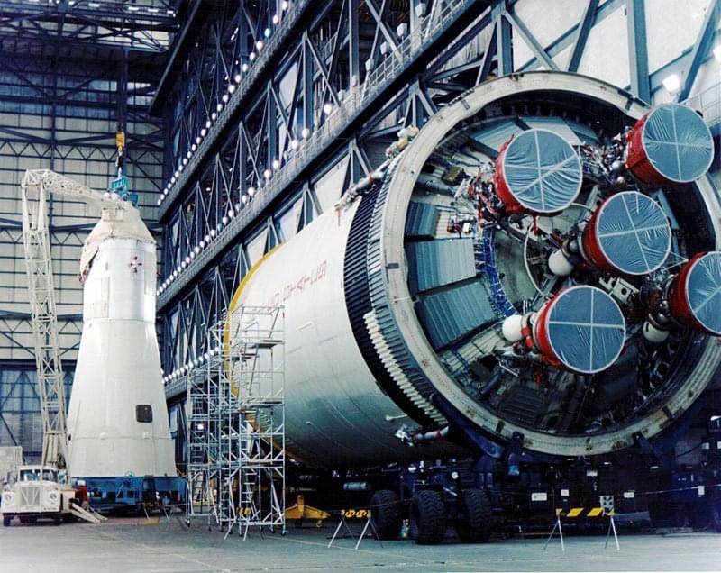 apollo_4_rollout_csm_stack_jun_20_1967_w_apollo_6