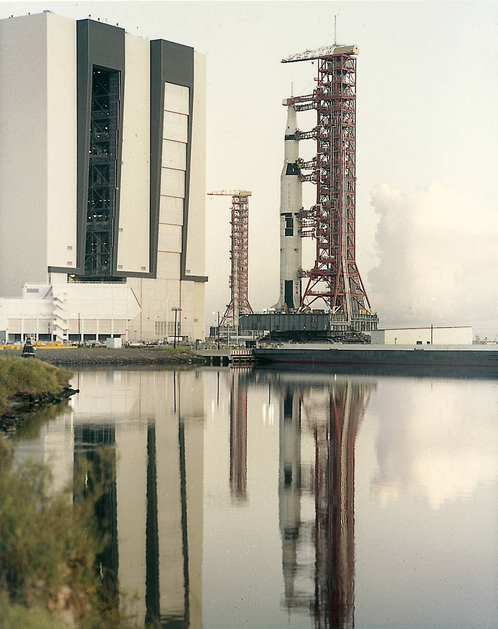 apollo_4_rollout_from_vab_w_reflection_aug_26_1967