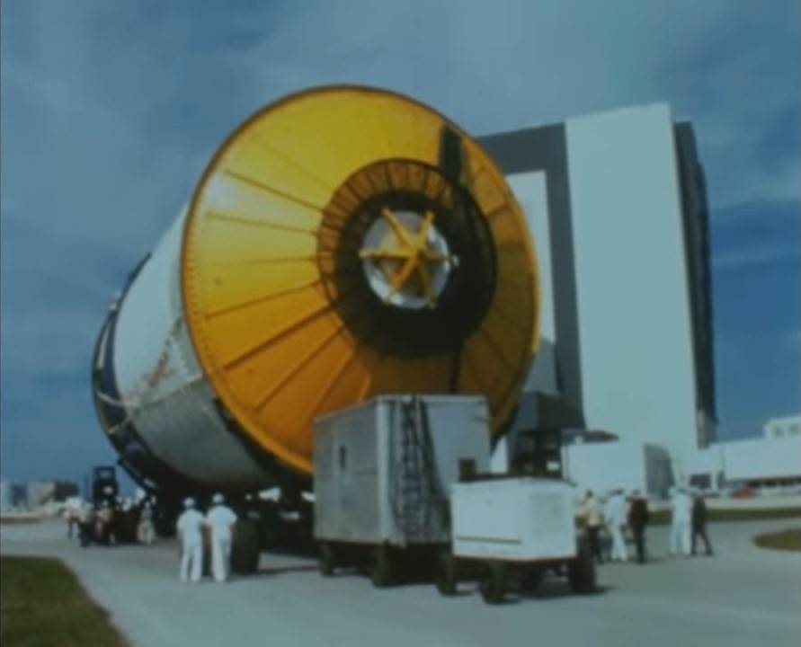 apollo_4_rollout_s-ii_arr_ksc_jan_21_1967