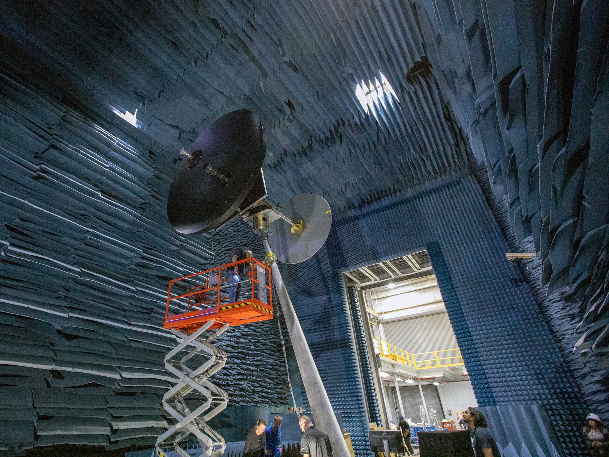The High Gain Antenna (HGA) for the Europa Clipper recently underwent testing at the Experimental Test Range (ETR) at NASA’s Langley Research Center in Hampton, Virginia.