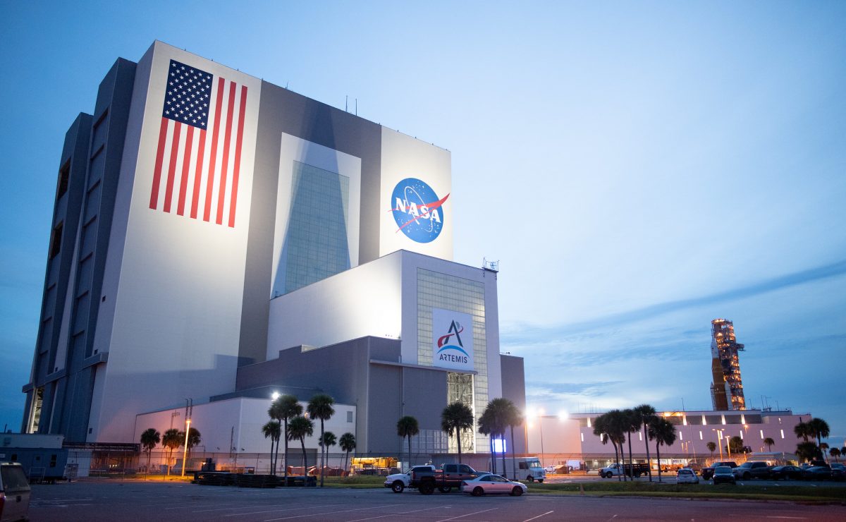 NASA’s Space Launch System (SLS) rocket with the Orion spacecraft aboard is seen atop the mobile launcher as it returns to the Vehicle Assembly Building from Launch Pad 39B, Tuesday, Sept. 27, 2022, at NASA’s Kennedy Space Center in Florida.